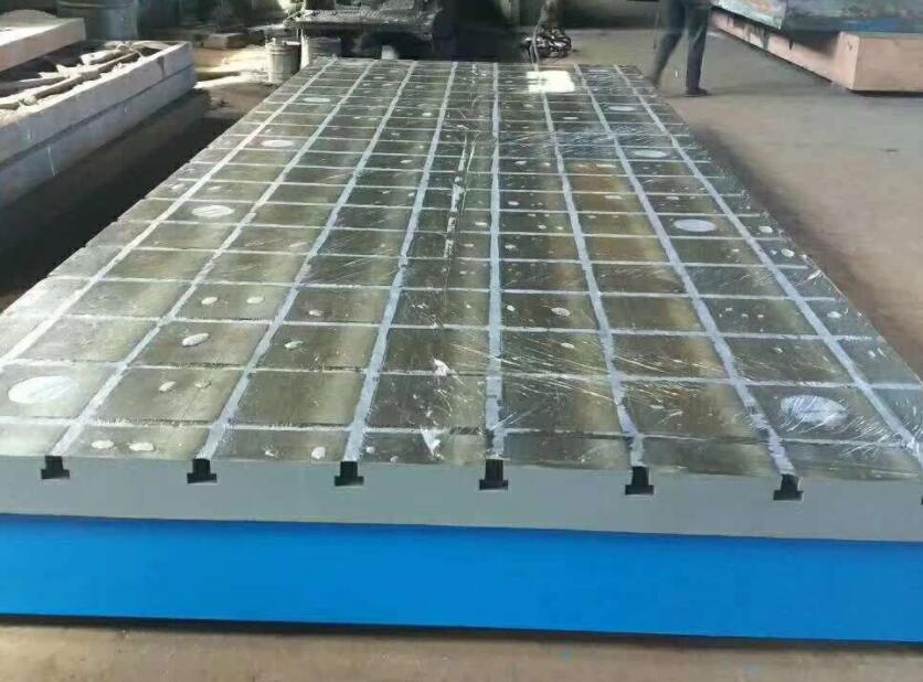 劃線(xian)鑄鐵平台(tai)制定工藝(yi)路線的一(yi)般原則有(you)哪些?